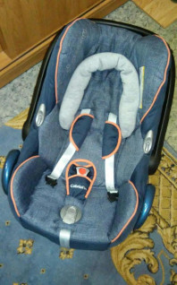 Детское автокресло Maxi-Cosi CabrioFix.