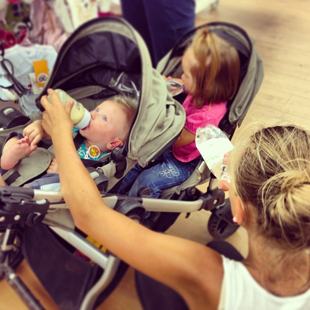 Продаю коляску (для погодок или двойни) из США Baby Jogger City Select за 25000