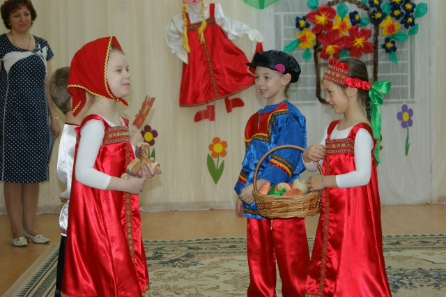 Утренник в новом саду