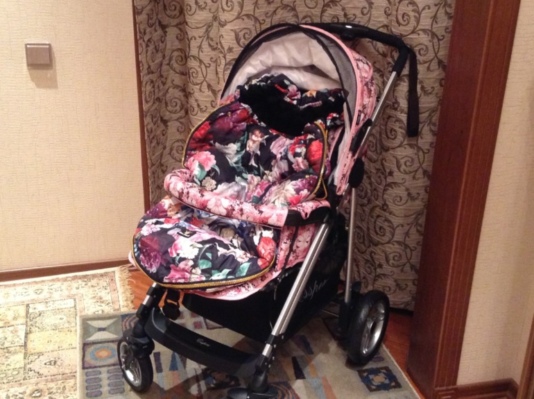 Моя зимняя коляска Esspero X-Drive pink.