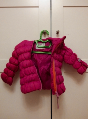 детскую курточку Playtoday