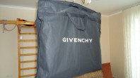 пальто Givenchy