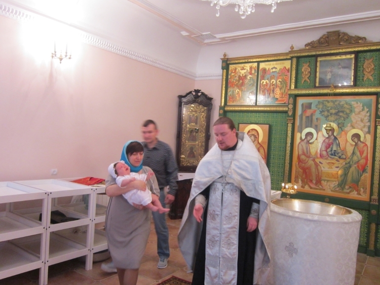 17.05.14 мы покрестили нашу вареньку.