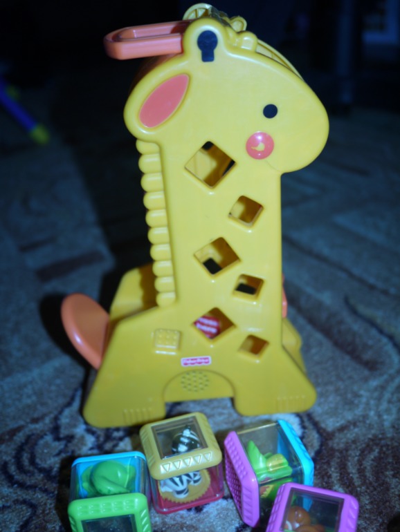 Много игрушек,прошу под*кат