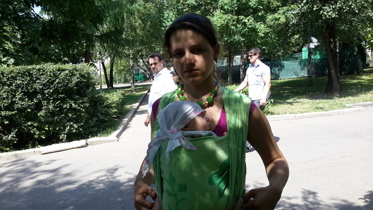 Пикник на обочине или свобода со слингом
