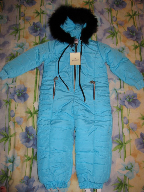 Хвастики и живые фото Moncler (Leggi)
