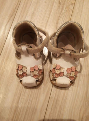 босоножки Капика