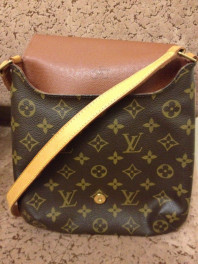 Сумка Loui Vuitton