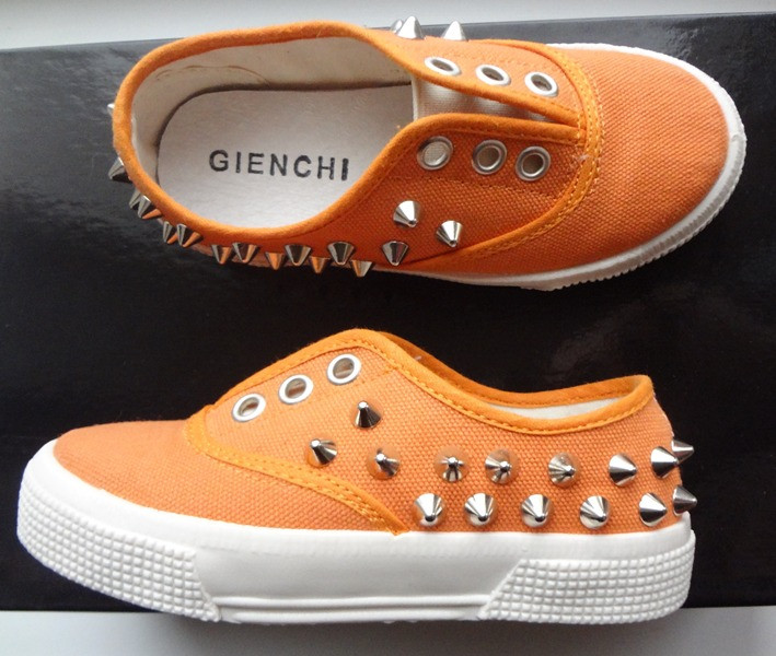 Кеды GIENCHI 26 размер (16 см) 2000 р.
