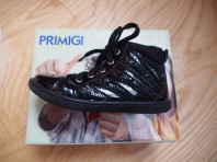 Ботиночки Primigi 25 размер (16,3 см по стельке)