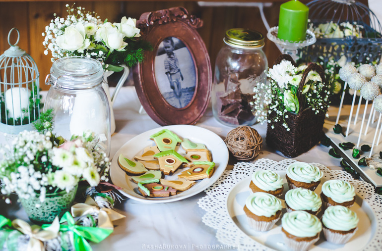WEDDING CANDY BAR...