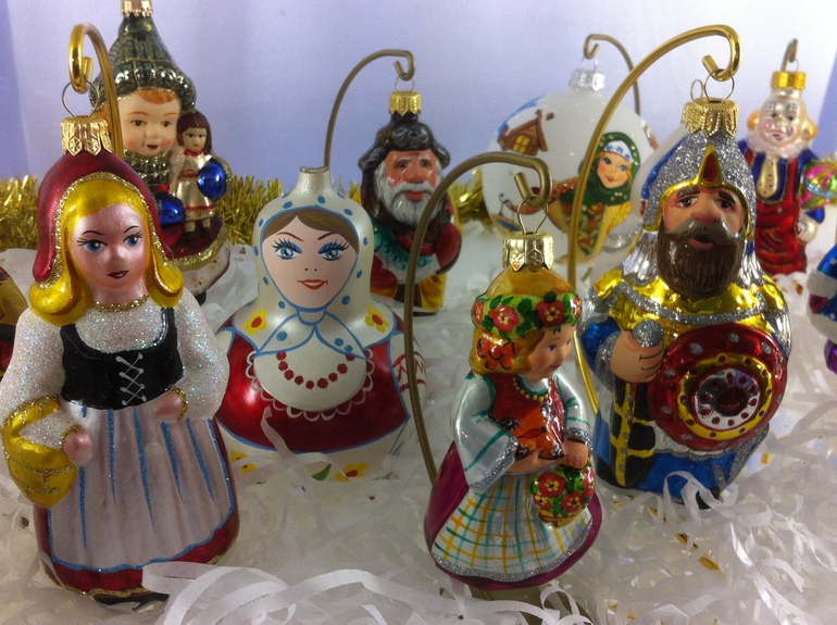 ФАБРИКА ЕЛОЧНЫХ ИГРУШЕК НА ВВЦ