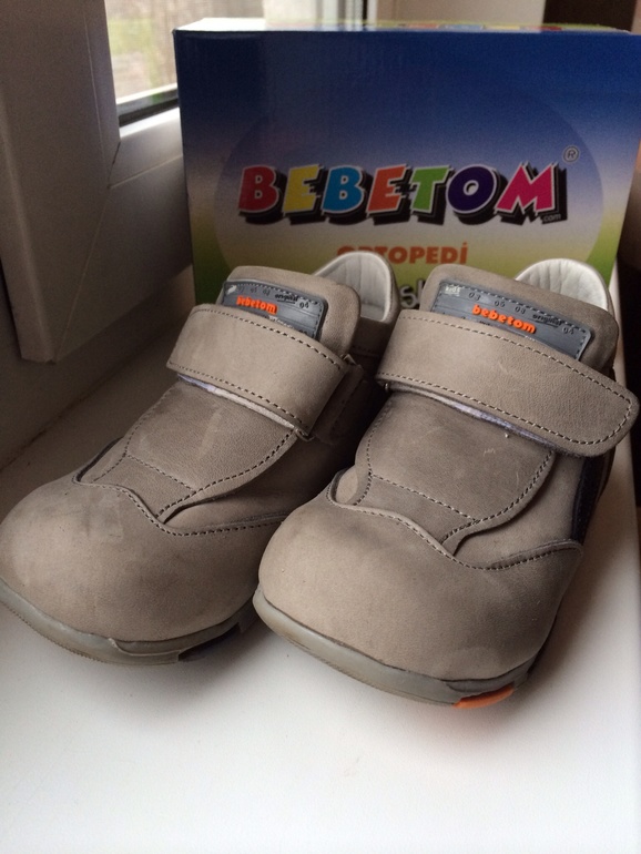 Продам 25 р-р Bebe*tom ortopedi
