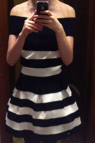 Продаю новое женское платье. Г. Зеленоград