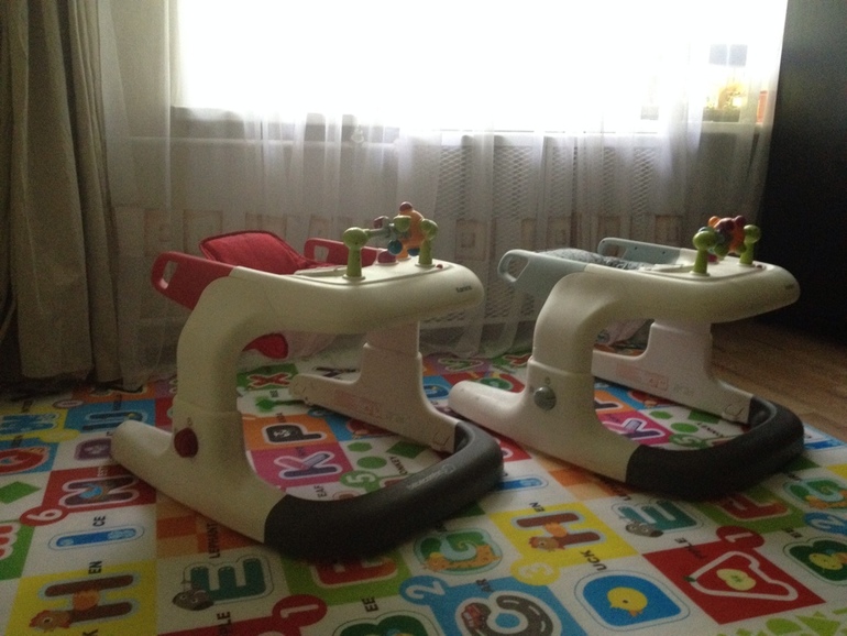 Продам Ходунки Bebe Confort Kamino 3 в 1 2 штуки.
