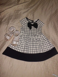 Продаю платье,босоножки в подарок