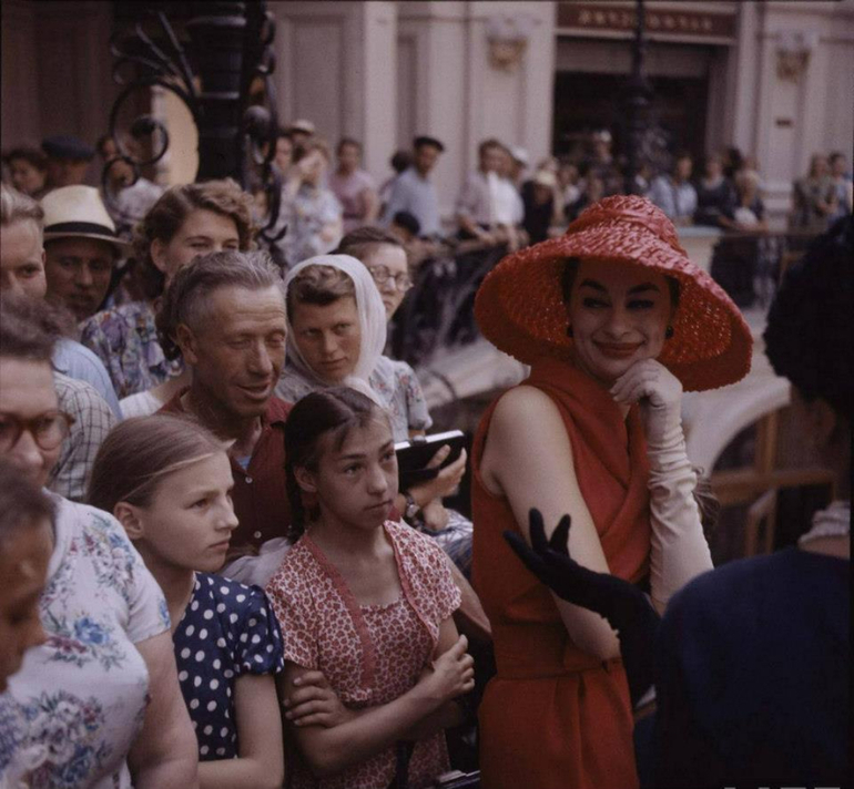 Dior в Москве в 1959)))