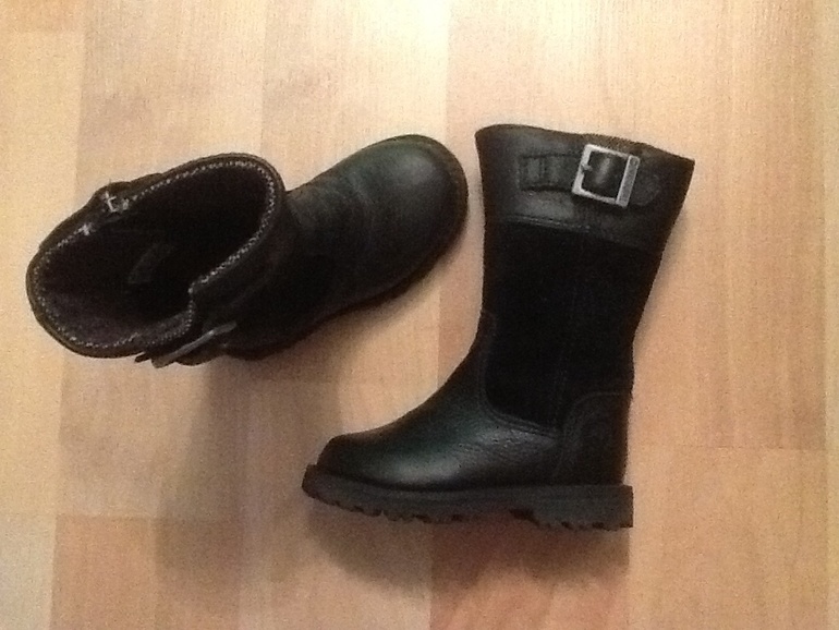 Сапоги timberland оригинал 13,5 см по стельке Бу мало 1000 р
