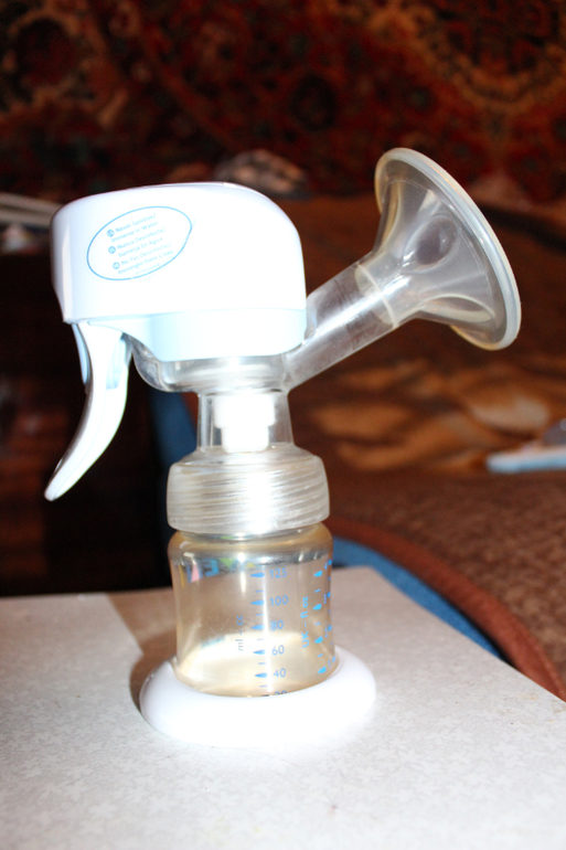 Продаю Электронный молокоотсос Philips Avent + Подарки, 2500р