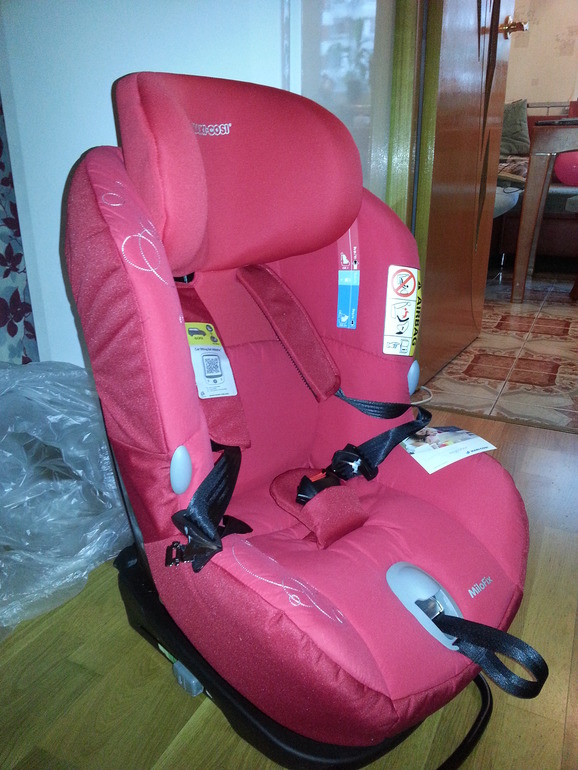 Автокресло Maxi cosi Milofix от рождения до 18 кг.