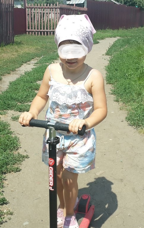 Очень много вещей на девочку от 3-ех лет.от 200-сот рублей!