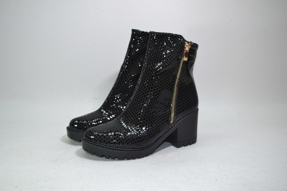 Ботинки зима/демисезон на выбор