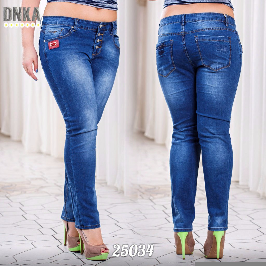 Купить джинсы 48 размера. Стильные джинсы женские. Джинсы женские больших размеров. Джинсы для чуть полных. Джинсы цветные 52 размера.