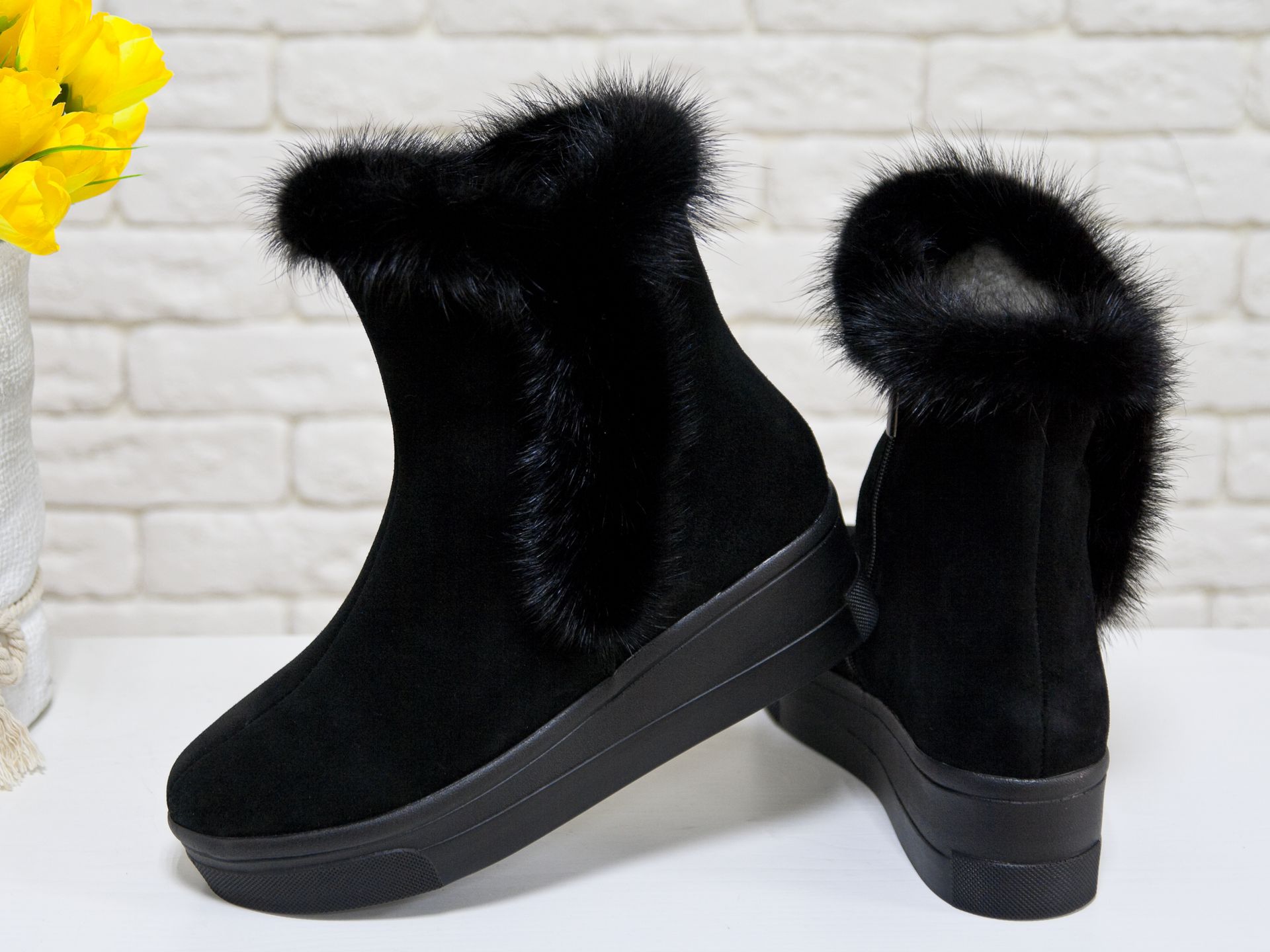 Обувь краус отзывы. D3567 ботинки черный ЦБ-00016222 натуральная замша натуральный мех. Зимние ботинки женские на натуральном меху замшевые зенден. Полусапоги женские зимние. Замшевые ботинки с мехом женские.