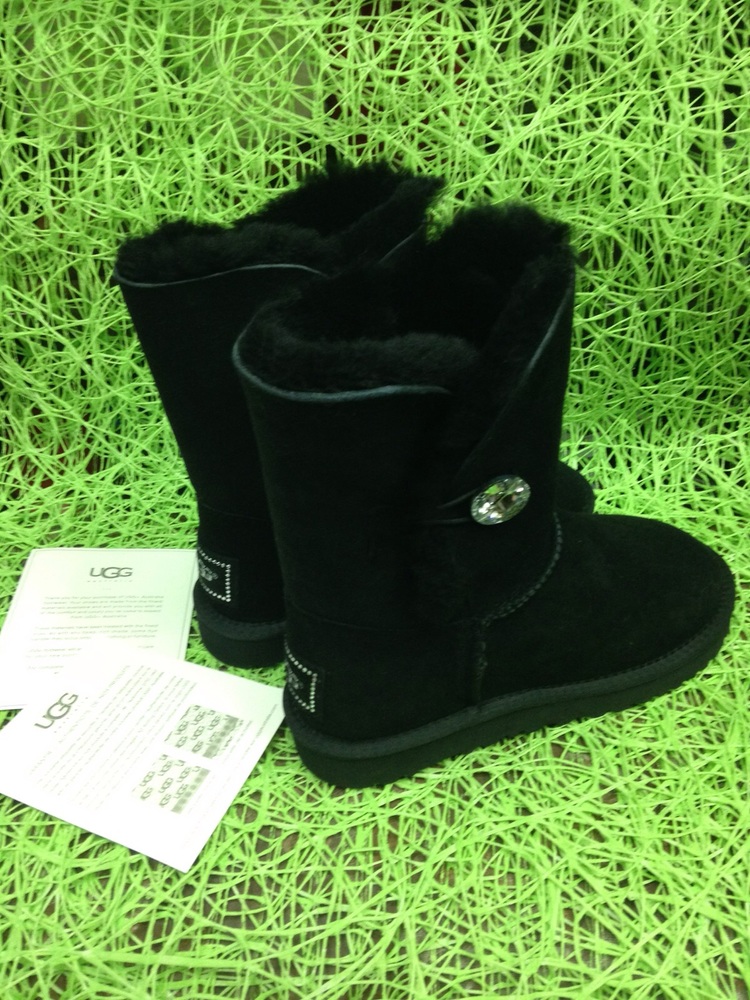 UGG  со стразой.