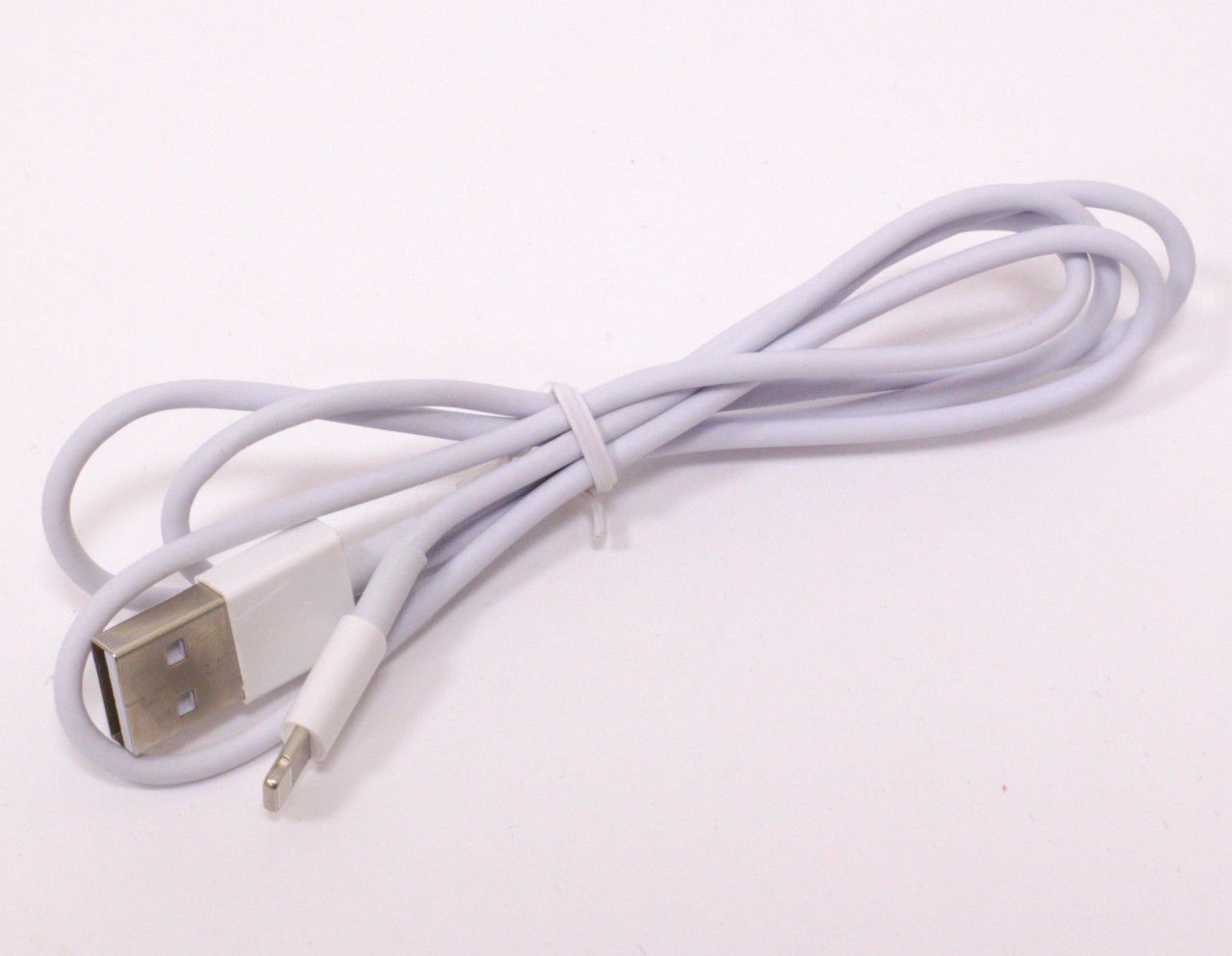 Универсальный кабель USB Iphone.