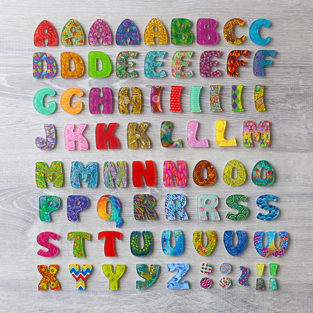 изображение азбука глаголица и кириллица. алфавит для детей. счастливая азбука. плакат с буквами для детей. кириллица алфавит буквы таблица с переводом.