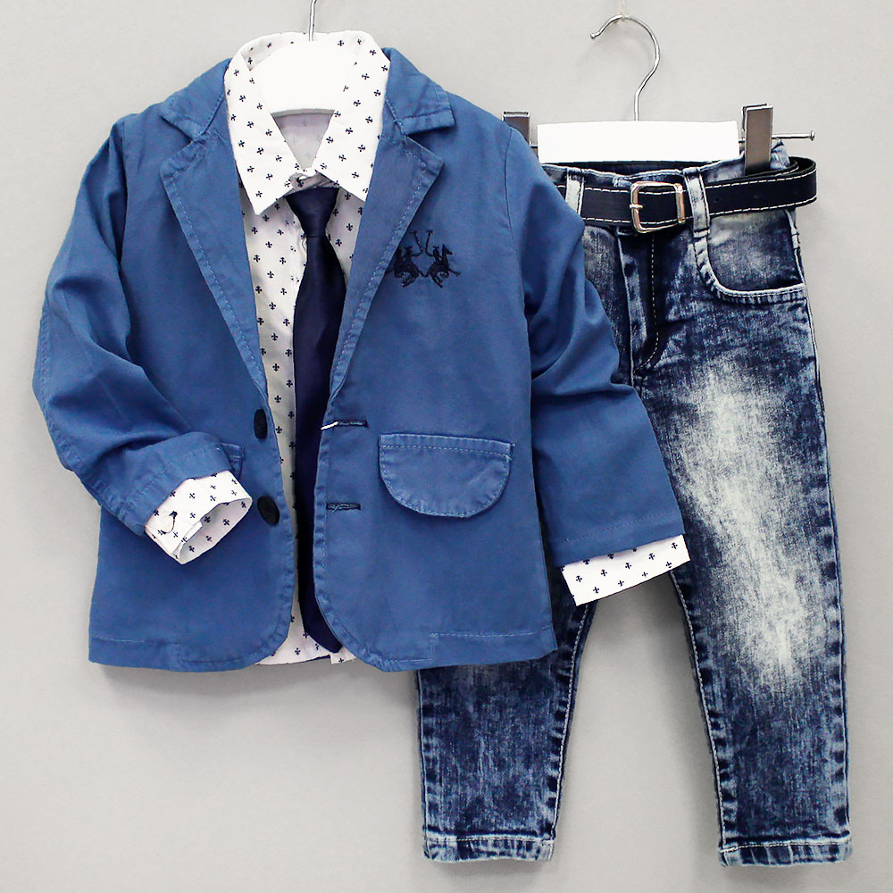 Джинсовый костюм для мальчика. Джинсовый пиджак для мальчика. Малыш в джинсовом костюме. Пиджак джинсовый детский.