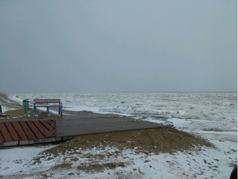 Немного честно натыренных чужих фотографий и одно видео про МЧС.