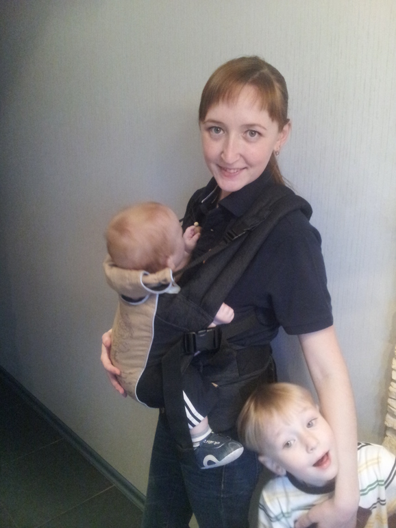 Детки в слинге
