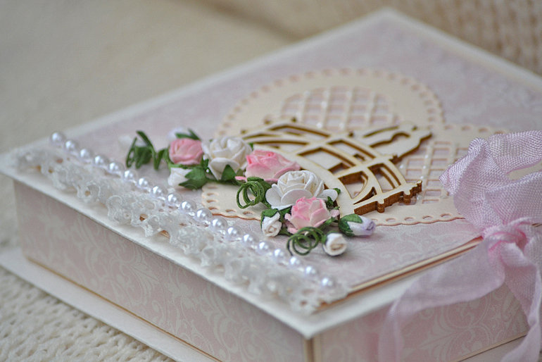 Перламутровая коробочка для денег