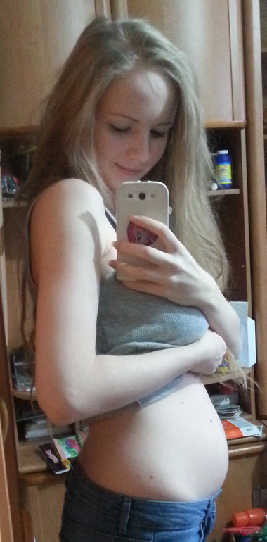 Всё забываю записать про шевеления)