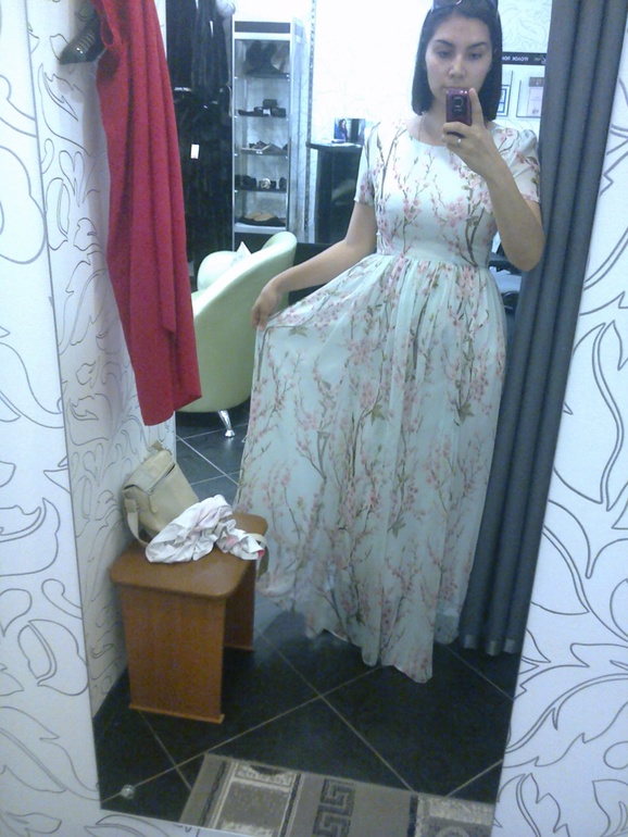 Помогите с выбором платья!!!