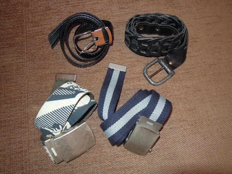 Мальчишкам от 3-7 лет(есть готовые комплекты).Москва,почта.