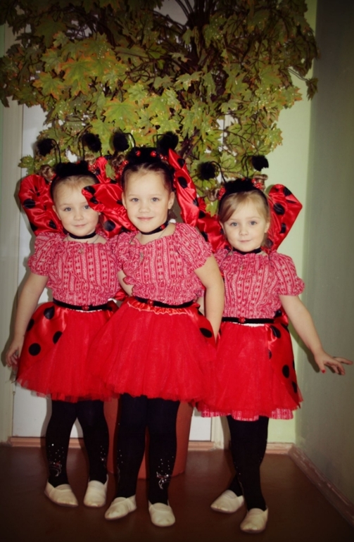 тройняшки - скромняжки