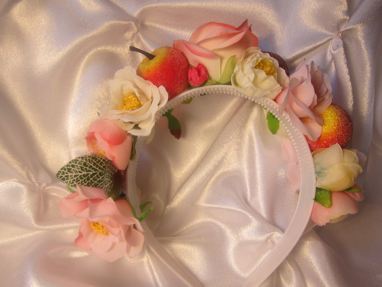 Яблочно - цветочный ободочек!