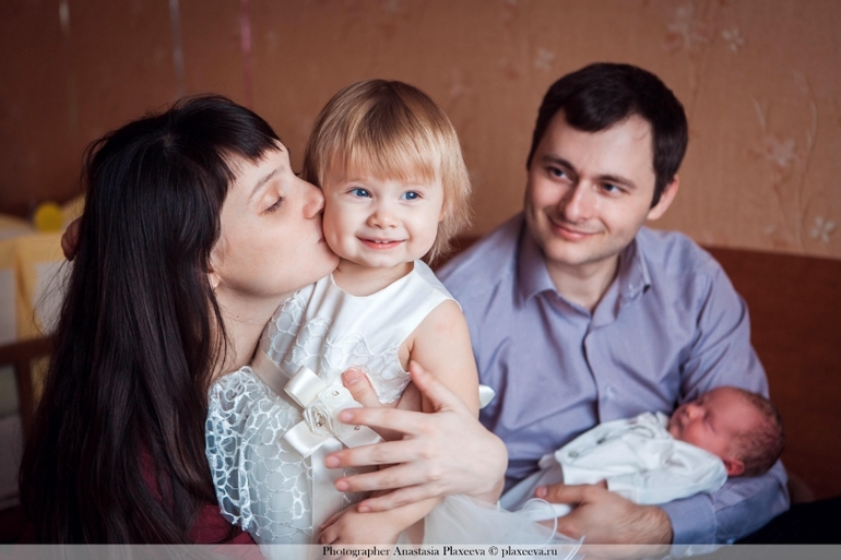 выписка из роддома.