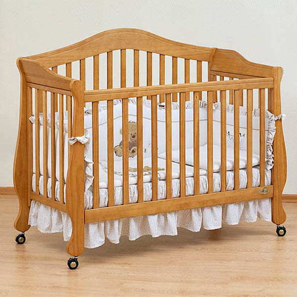 Нашла комплект для кроватки Giovanni belcanto