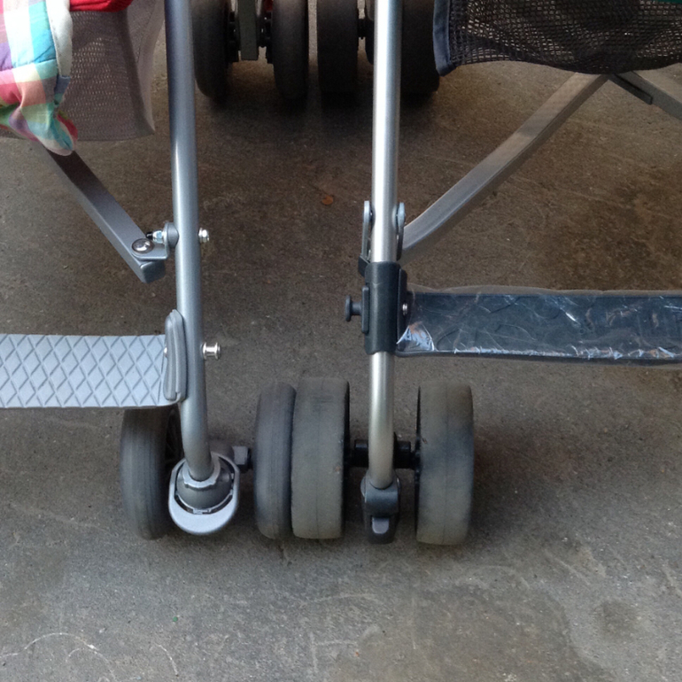 Сравнение  Двух  Малышек   Воло и лайт.