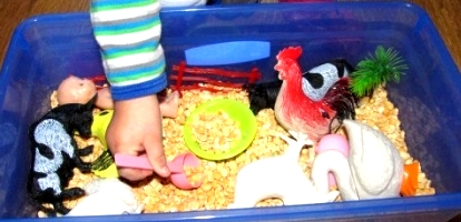 Сенсорная коробка своими руками.