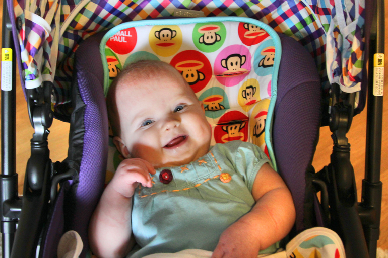 Наша весёлая коляска Aprica Air Ria!