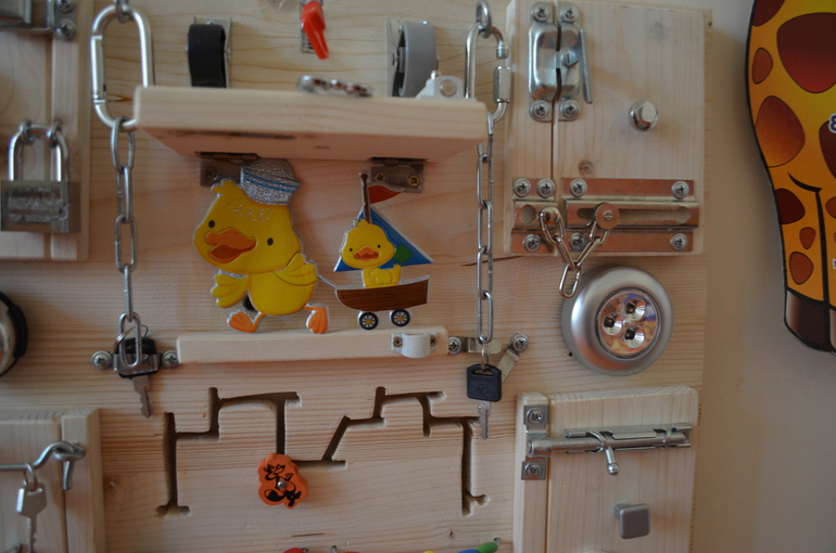 Наш бизи борд