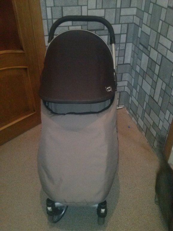 Прогулочная коляска Bebe beni Izzy . 1 год использования!