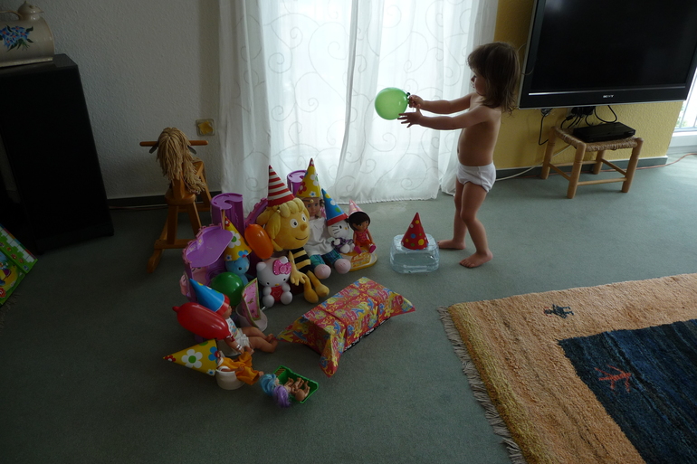 День рождения любимой куклы Матильды! (Эвочке 2 годика)