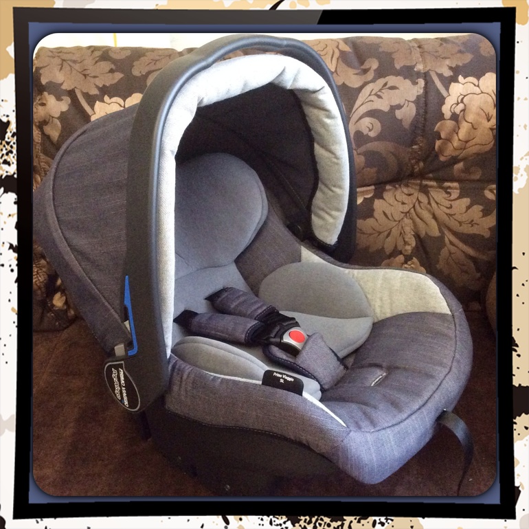 Вкладка для новорожденного в автокресло