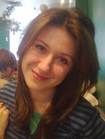 Как лучше? Длинные волосы или каре?